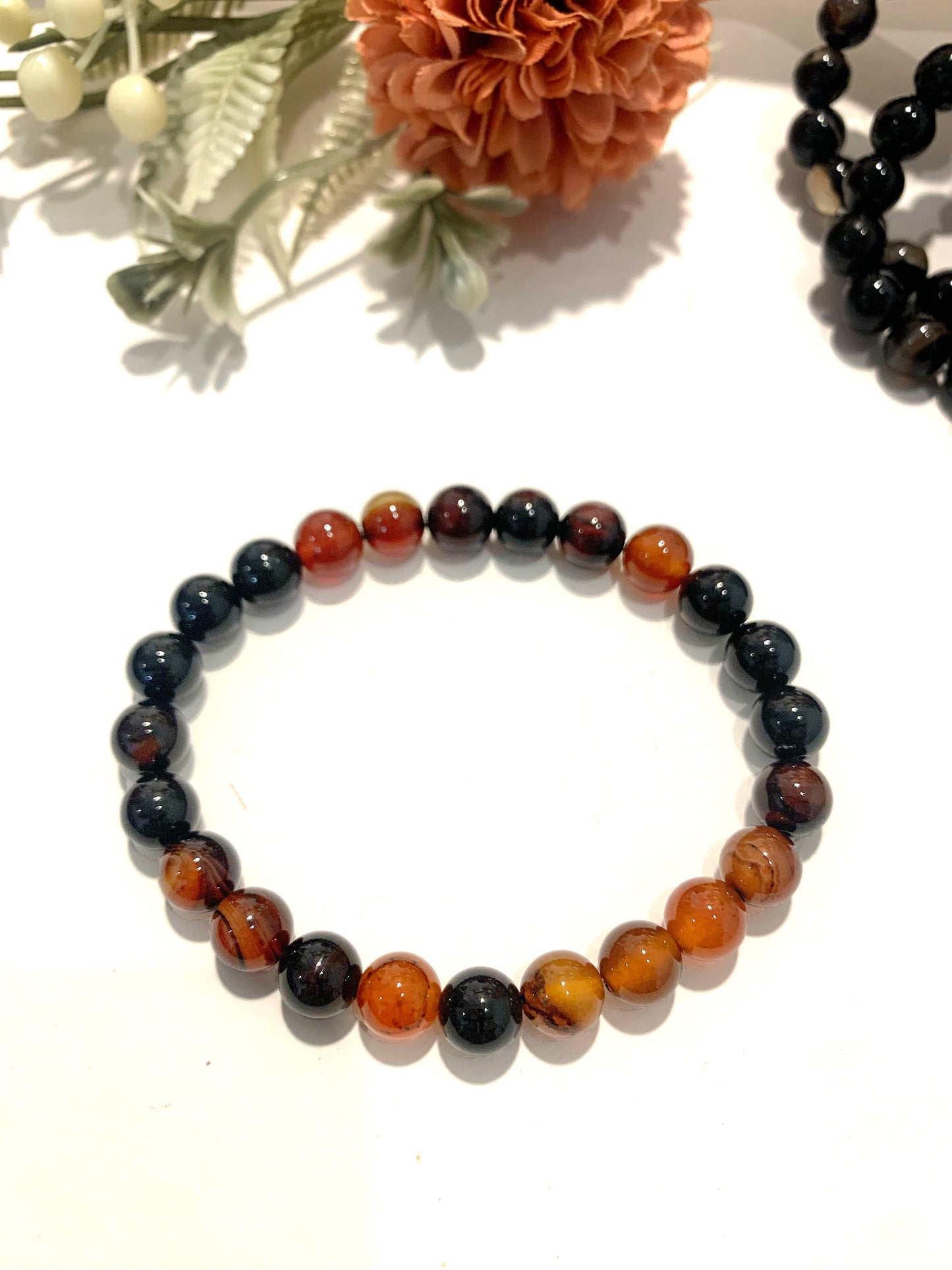 AMISHI ~ BRACCIALE ELASTICIZZATO IN PIETRA DURA NATURALE