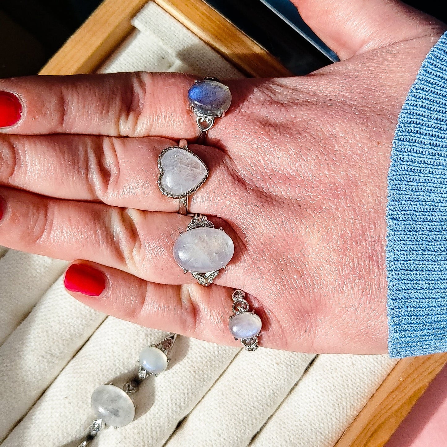 DEVA HEART Argento 925 ~ Anello regolabile in Pietra di Luna a cuore - Moonstone naturale