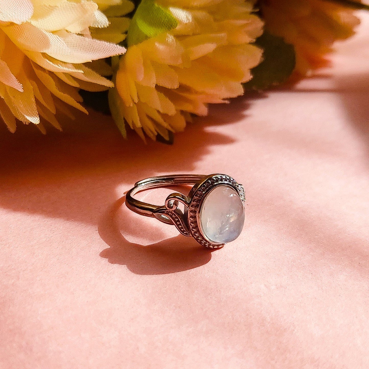 DEVATI ~ Anello regolabile in Pietra di Luna - Moonstone naturale