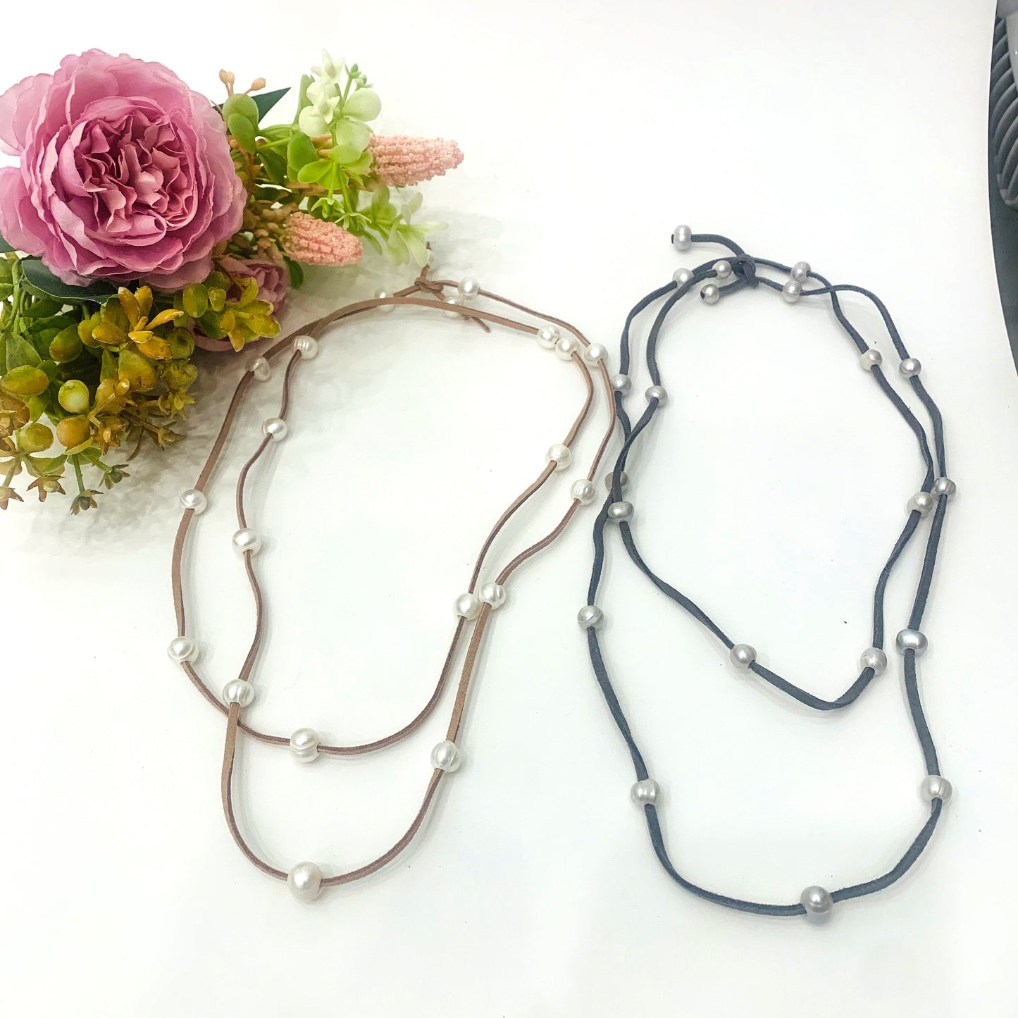 FRESH ŚAKTI PEARLS ~ Collana o bracciale multigiro in perle ~