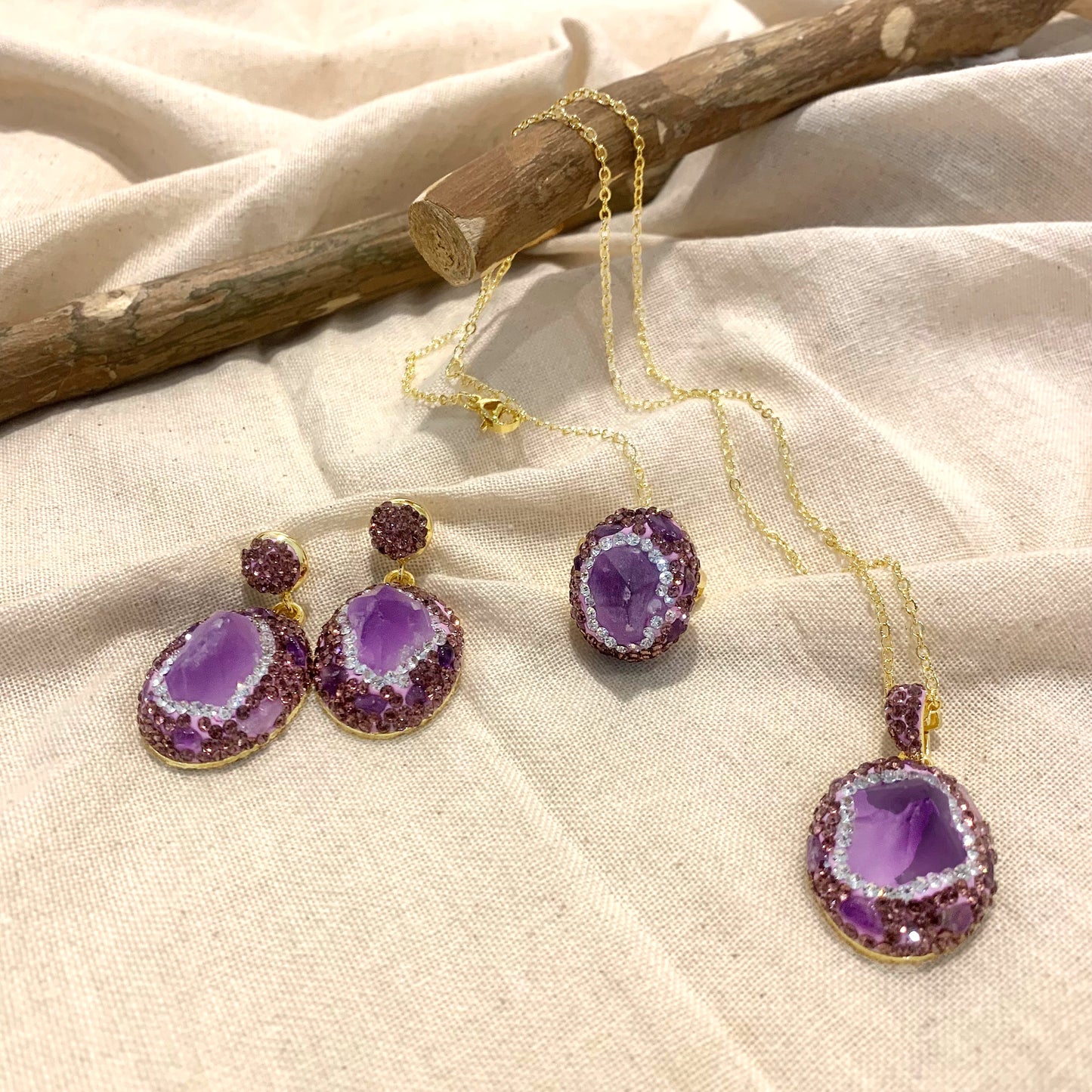 ISANA DRUSA ANELLO AMETHYST - Anello regolabile AMETISTA NATURALE e metallo ottone galvanizzato e rodiato oro