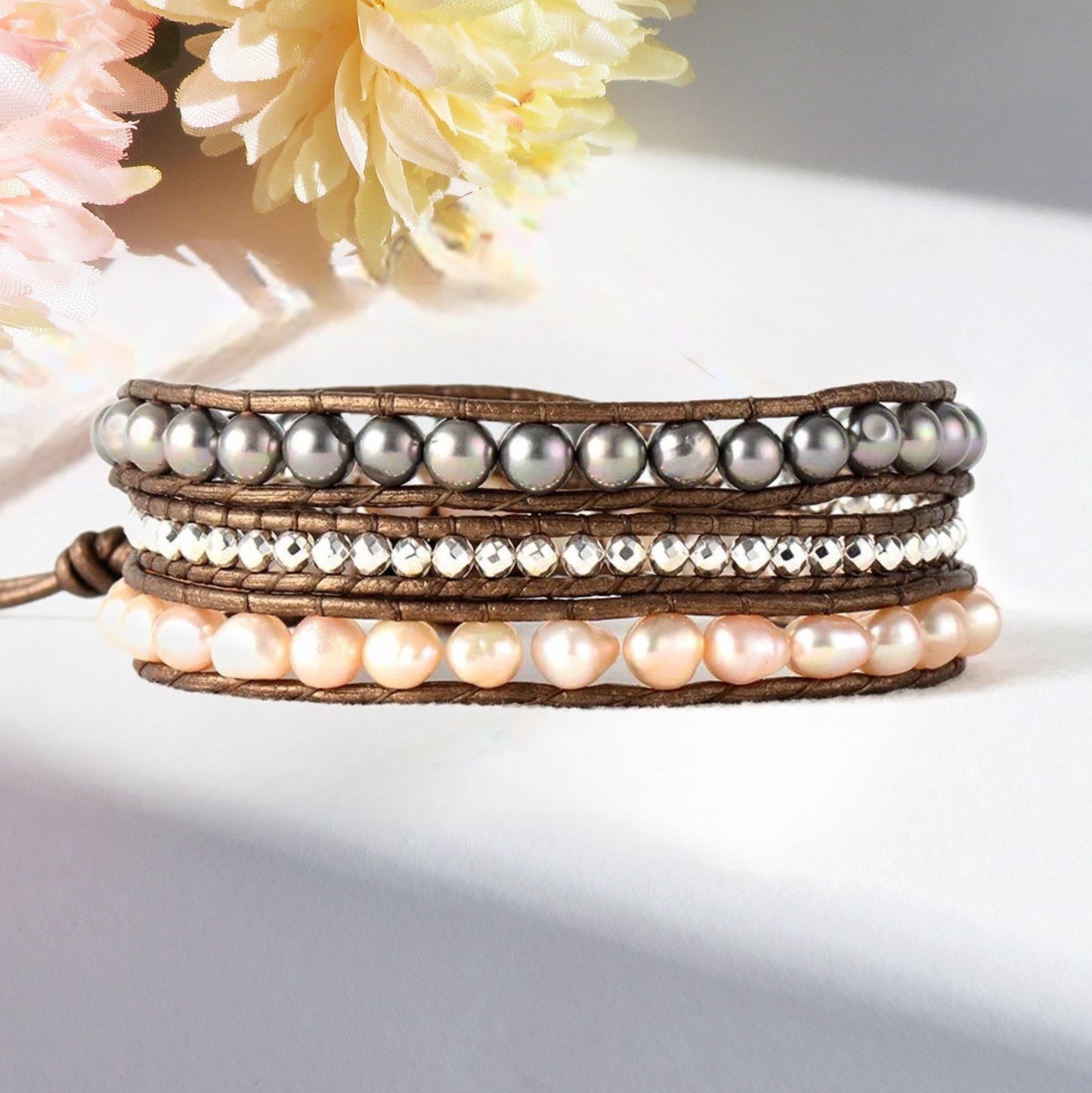 ŚAKTI PEARLS ~ PURE ENERGY~pearls, hematite and zircons ~ bracciale avvolgente triplo giro in perle di fiume e pietre naturali ~