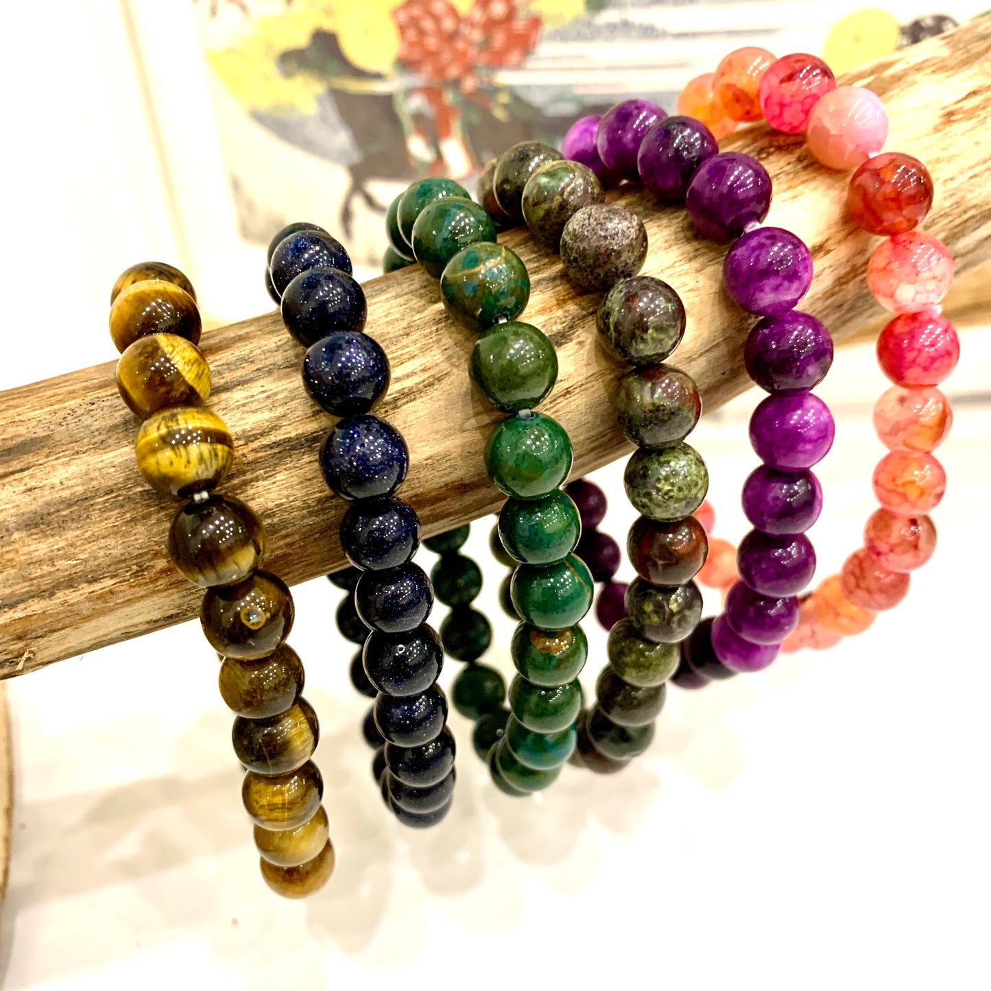 AMISHI ~ BRACCIALE ELASTICIZZATO IN PIETRA DURA NATURALE