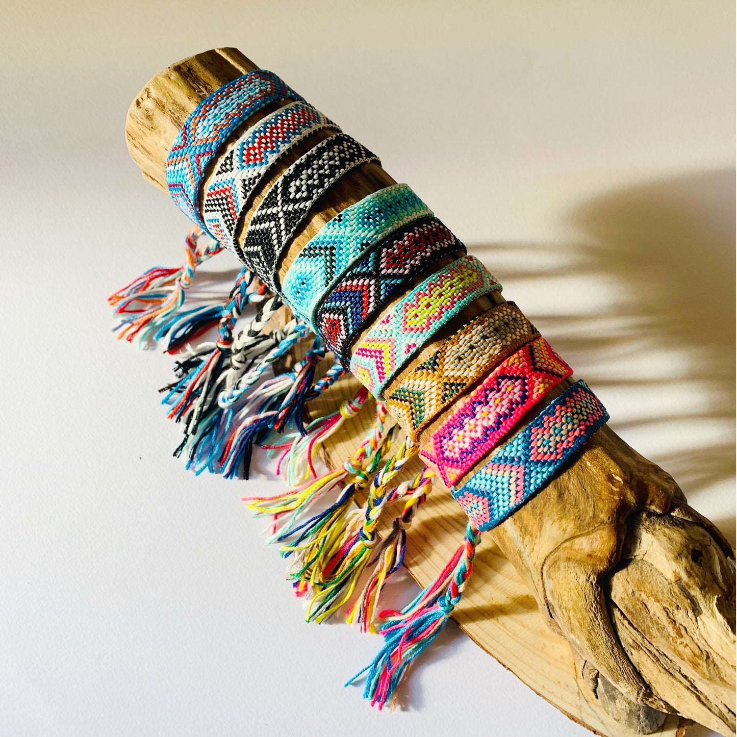 FRIENDS~ Bracciale IN COTONE MACRAME' ~