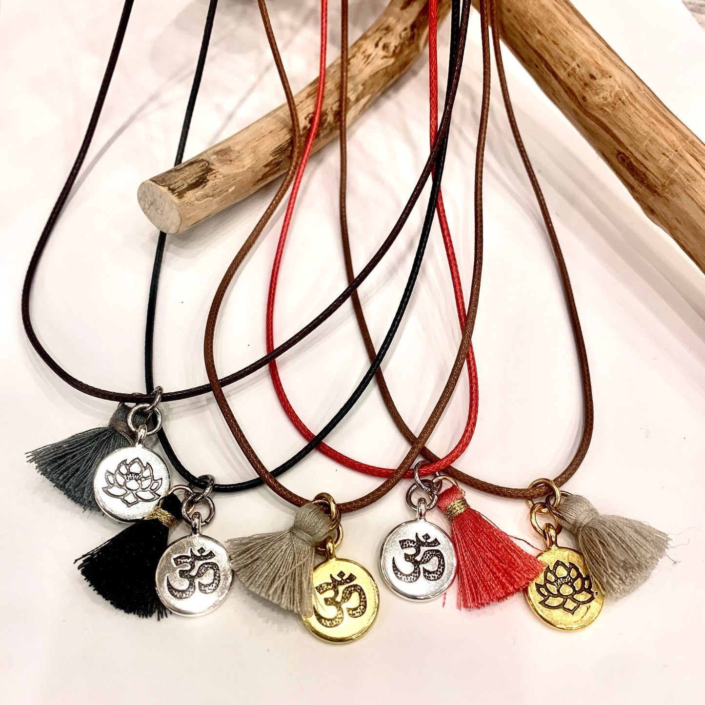 Bushido in Kanji~Pendenti su cordino cerato con nappina