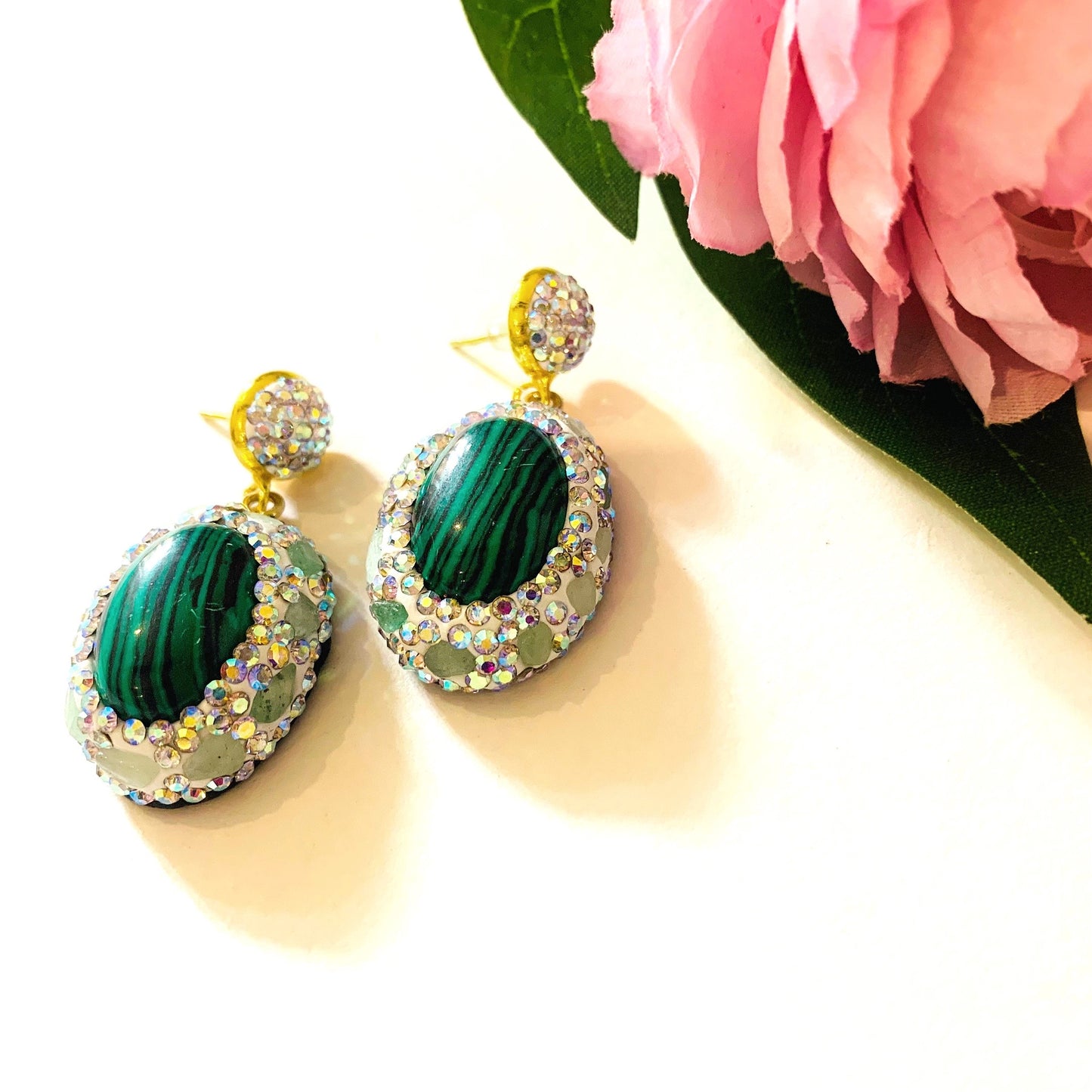 ISANA QUARZO ROSA - ORECCHÌNI PIETRA DURA NATURALE e metallo ottone galvanizzato e rodiato oro