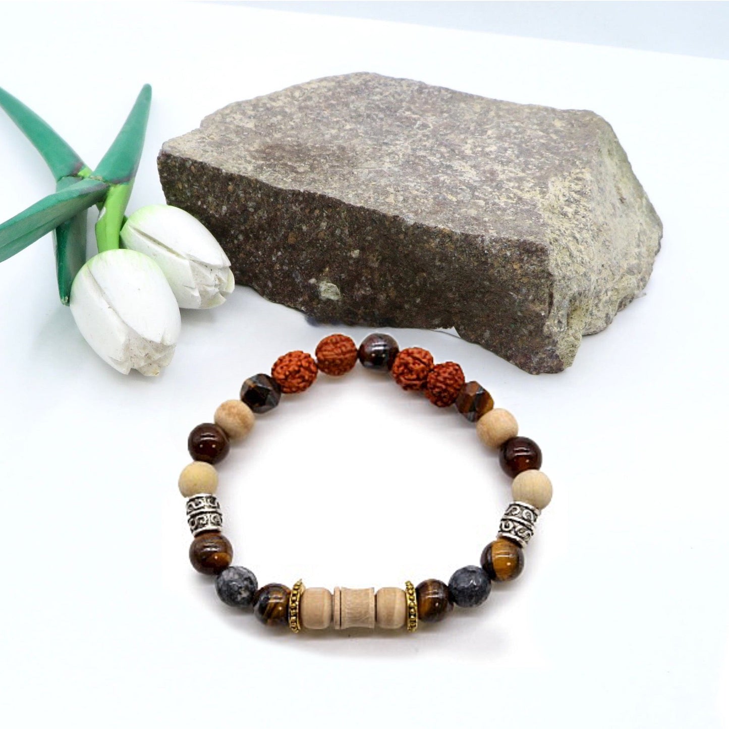 UBUD BALI NATURA ~ bracciale elasticizzato ~ pietre dure naturali ~ Semi di RUDRAKSHA ~