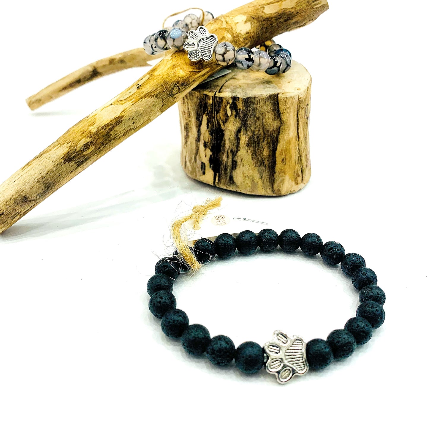 AHIMSA Black -  Bracciale elasticizzato in pietra dura con ZAMPA