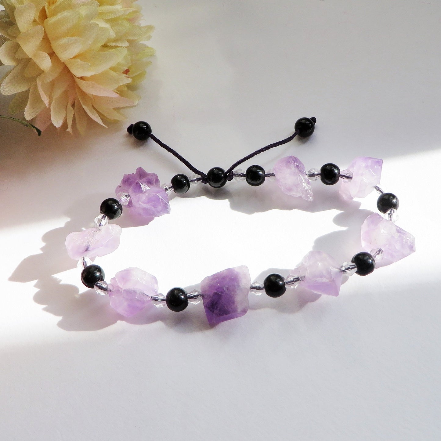 ANJALI BRACCIALE ~ CON DRUSE DI AMETISTA NATURALE IRREGOLARE E OSSIDIANA NERA ~ modello SHAMBALA