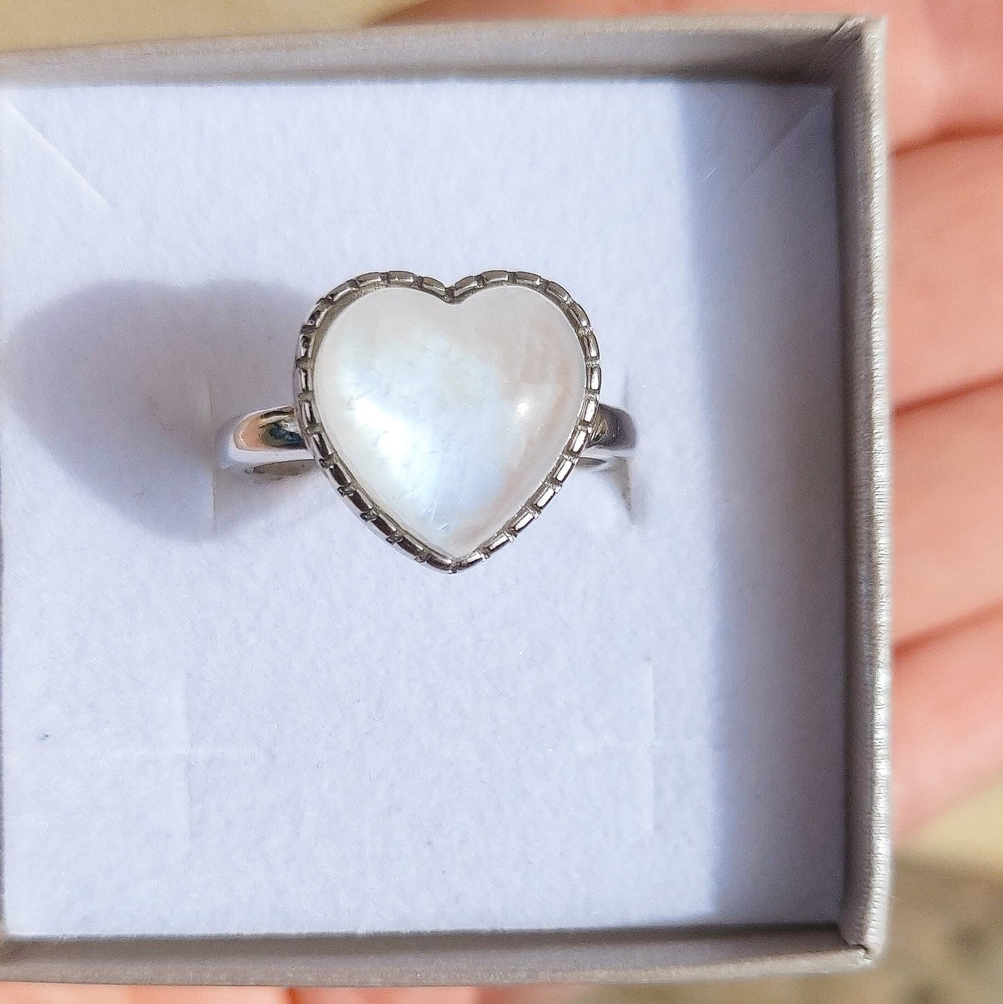 DEVA HEART Argento 925 ~ Anello regolabile in Pietra di Luna a cuore  - Moonstone naturale