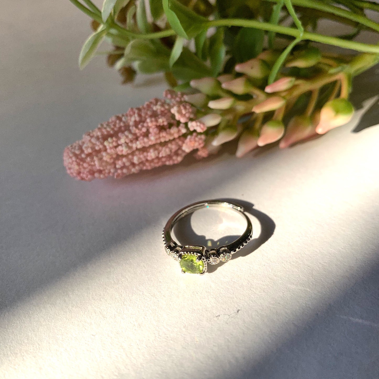 MIDORI  ~ Anello regolabile con PERIDOT  naturale -