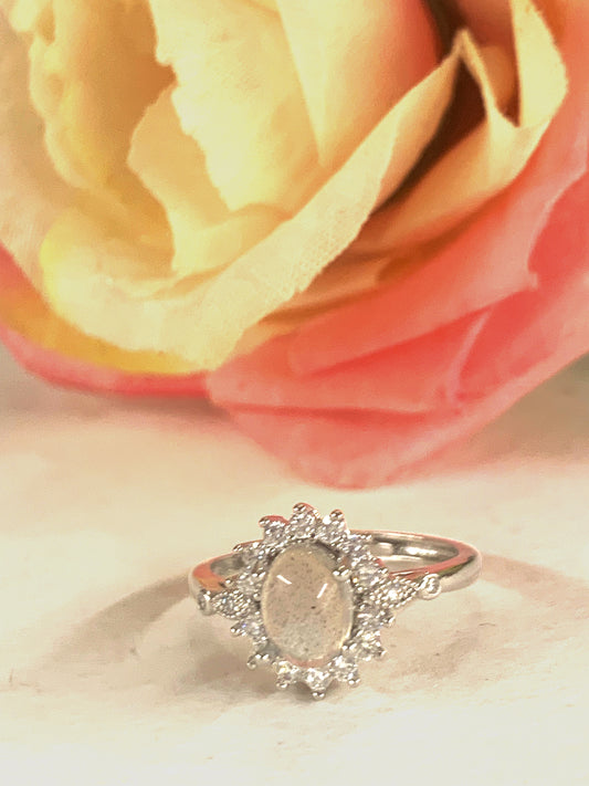 BOHEMIAN CHAAYA  ~ Anello regolabile in Pietra di Luna grigia 10 MM - grey Moonstone naturale