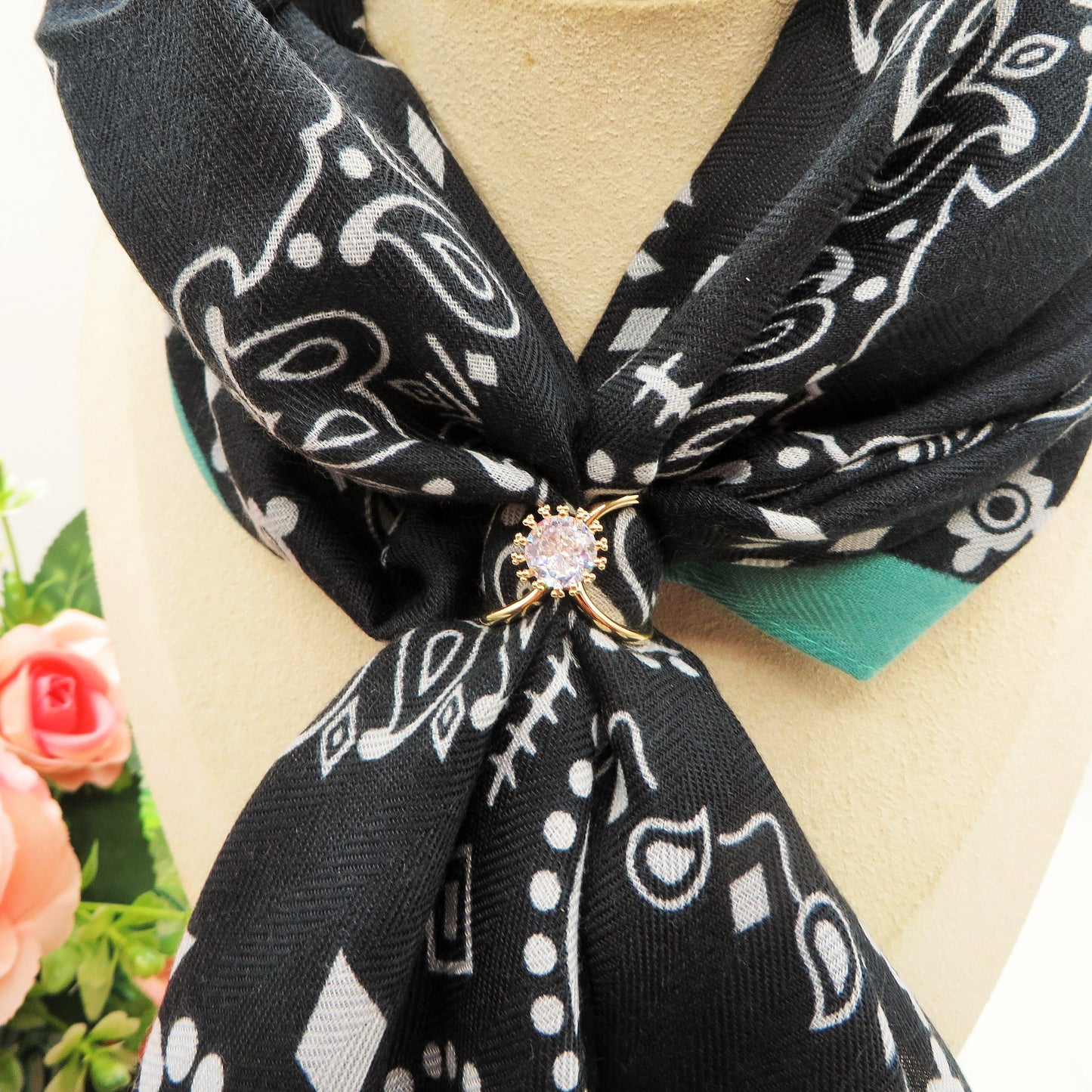 Iconic Square ~ Foulard 70x70