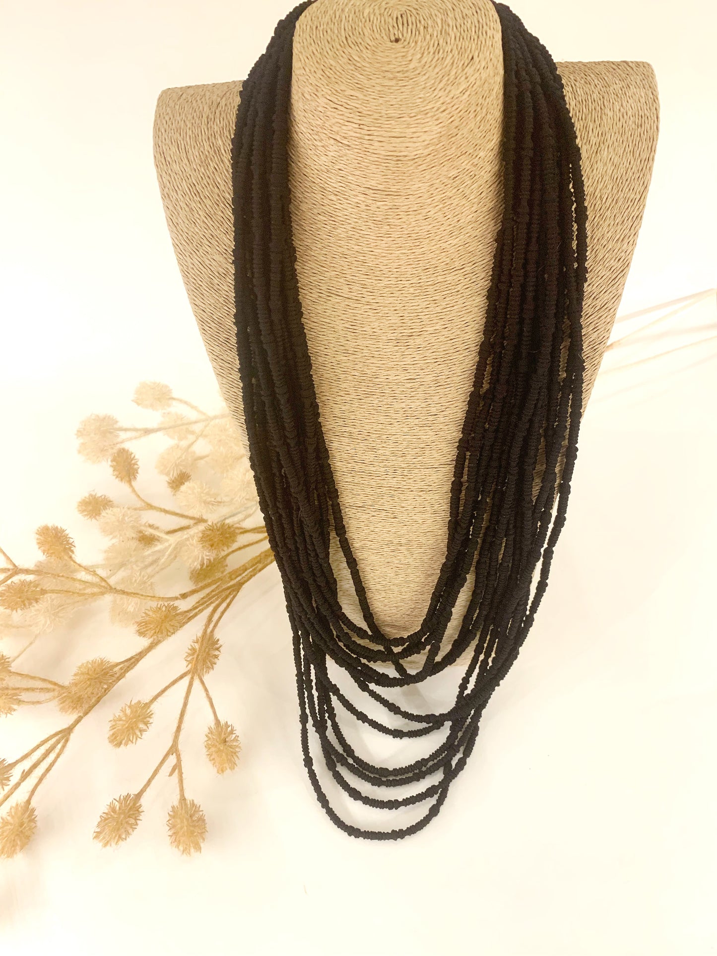 TEENAY ~ Collana lunga a 1O giri in cotone a nodini