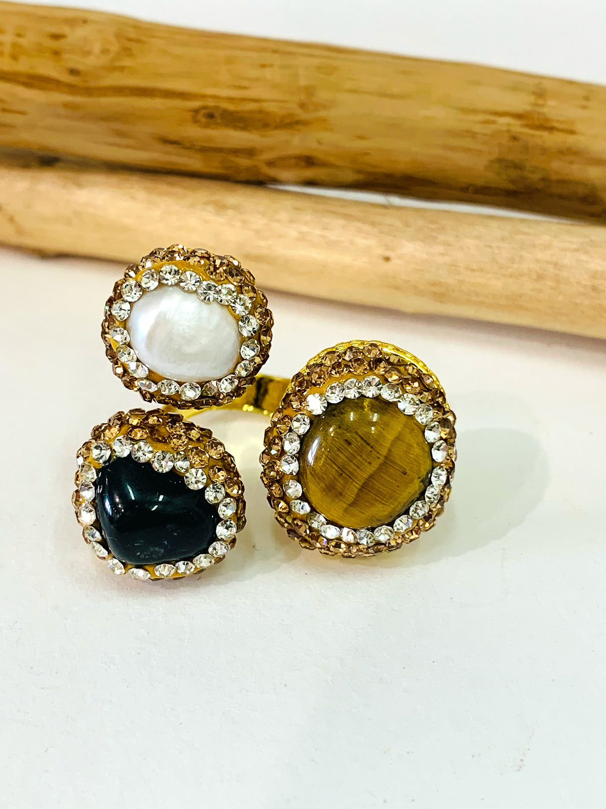 ISANA CONTRARIE'  ~ ANELLO IN PIETRA DURA NATURALE