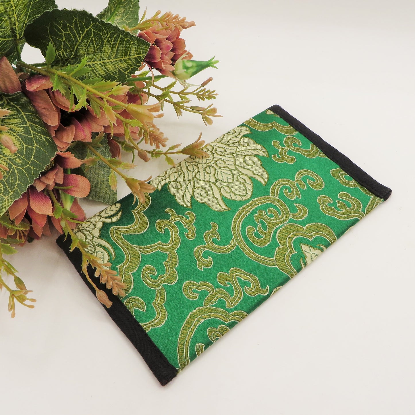 TIBETAN WALLET  ~ portafogli in broccato di seta Tibetana ~