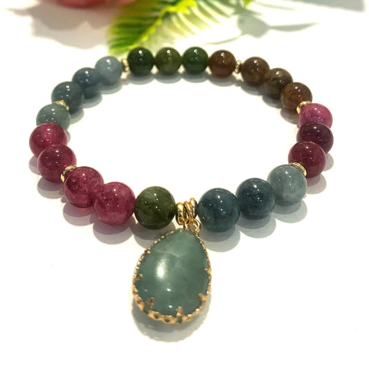DOLMA Pendent ~ Bracciale elasticizzato in pietra naturale con ciondolo a goccia