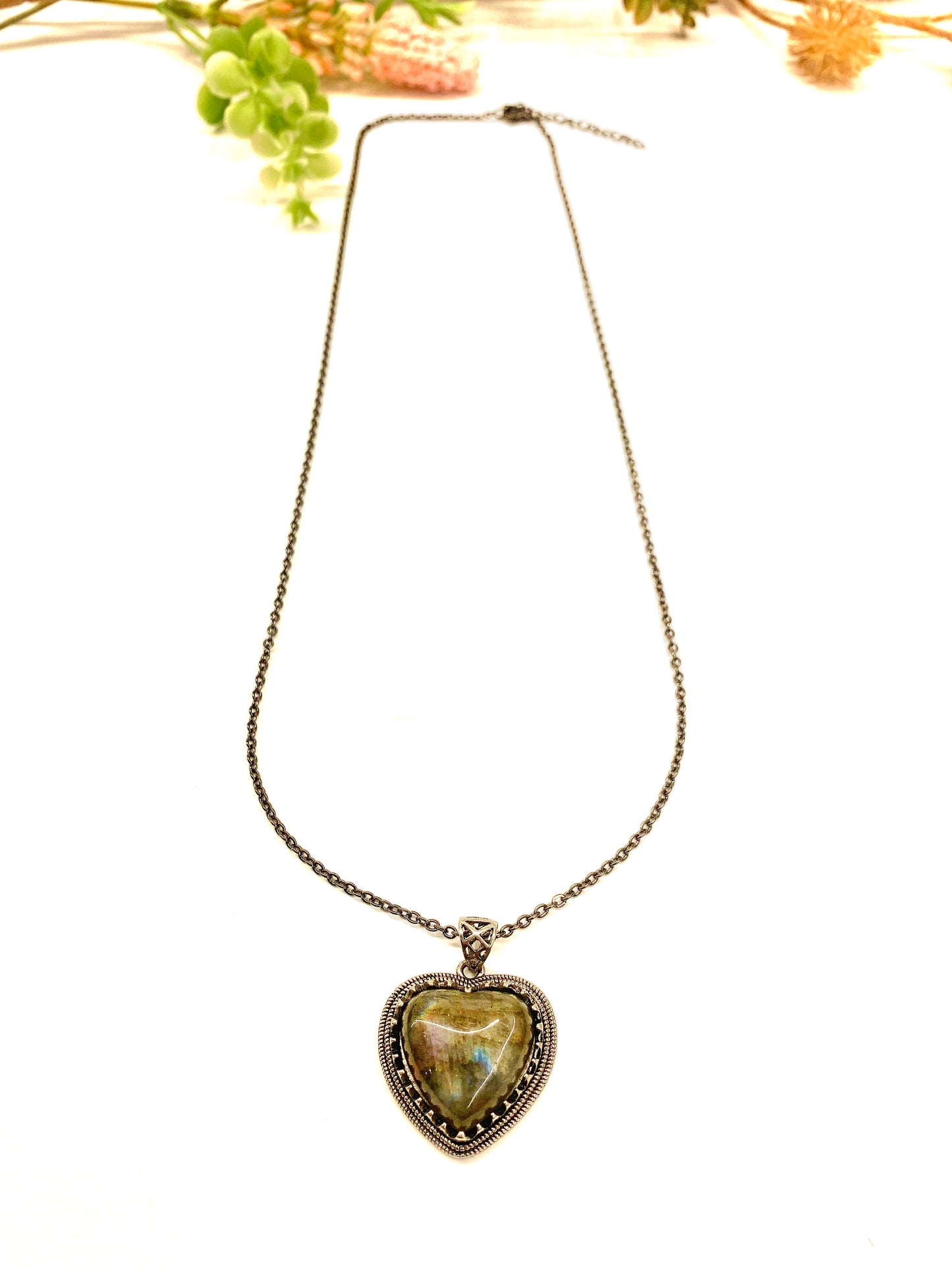 HEART VINTAGE  ~ Collana con cuore  pendente in pietra dura naturale ~ acciaio 316L ~