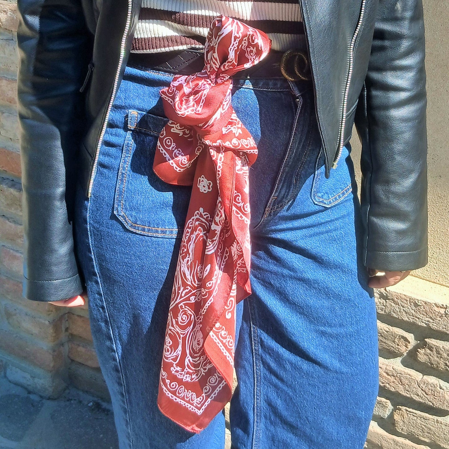 Iconic Square ~ Foulard 70x70