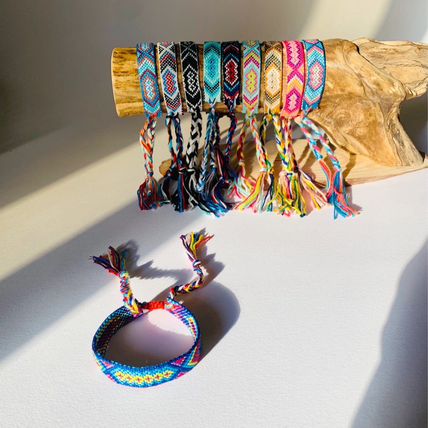 FRIENDS~ Bracciale IN COTONE MACRAME'  ~