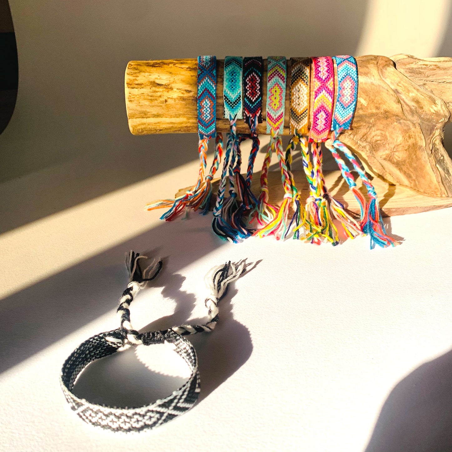 FRIENDS~ Bracciale IN COTONE MACRAME'  ~