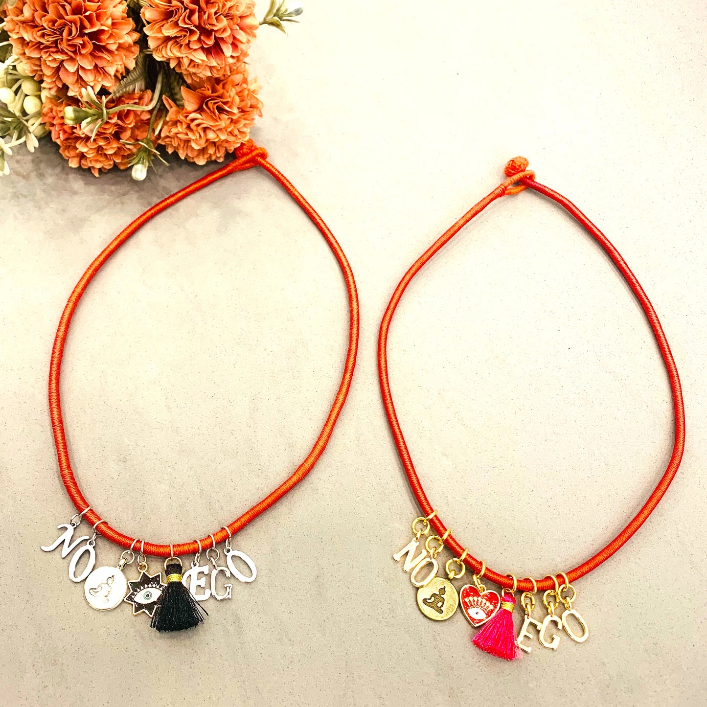 NO EGO ~Pendenti su cordino rosso originale tibetano con nappina