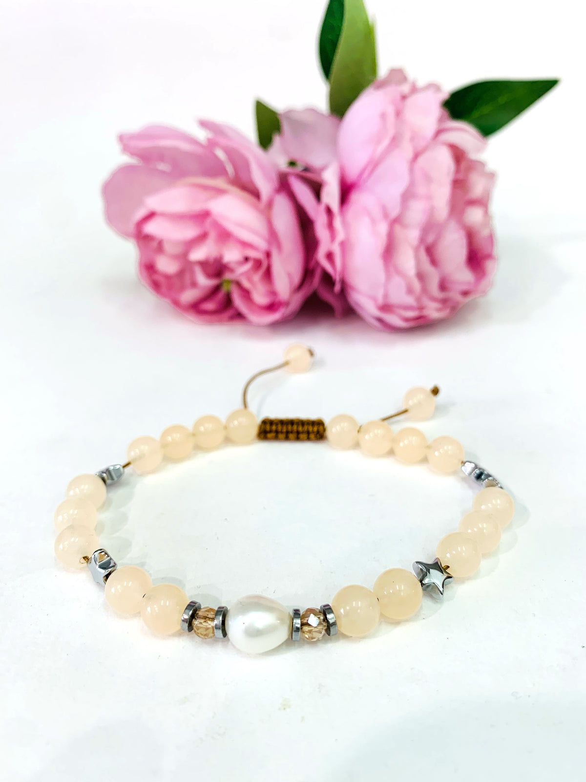 SHINE' ~ BRACCIALE IN PIETRE DURE NATURALI e perla di fiume  ~ con accessori in acciaio 316 L