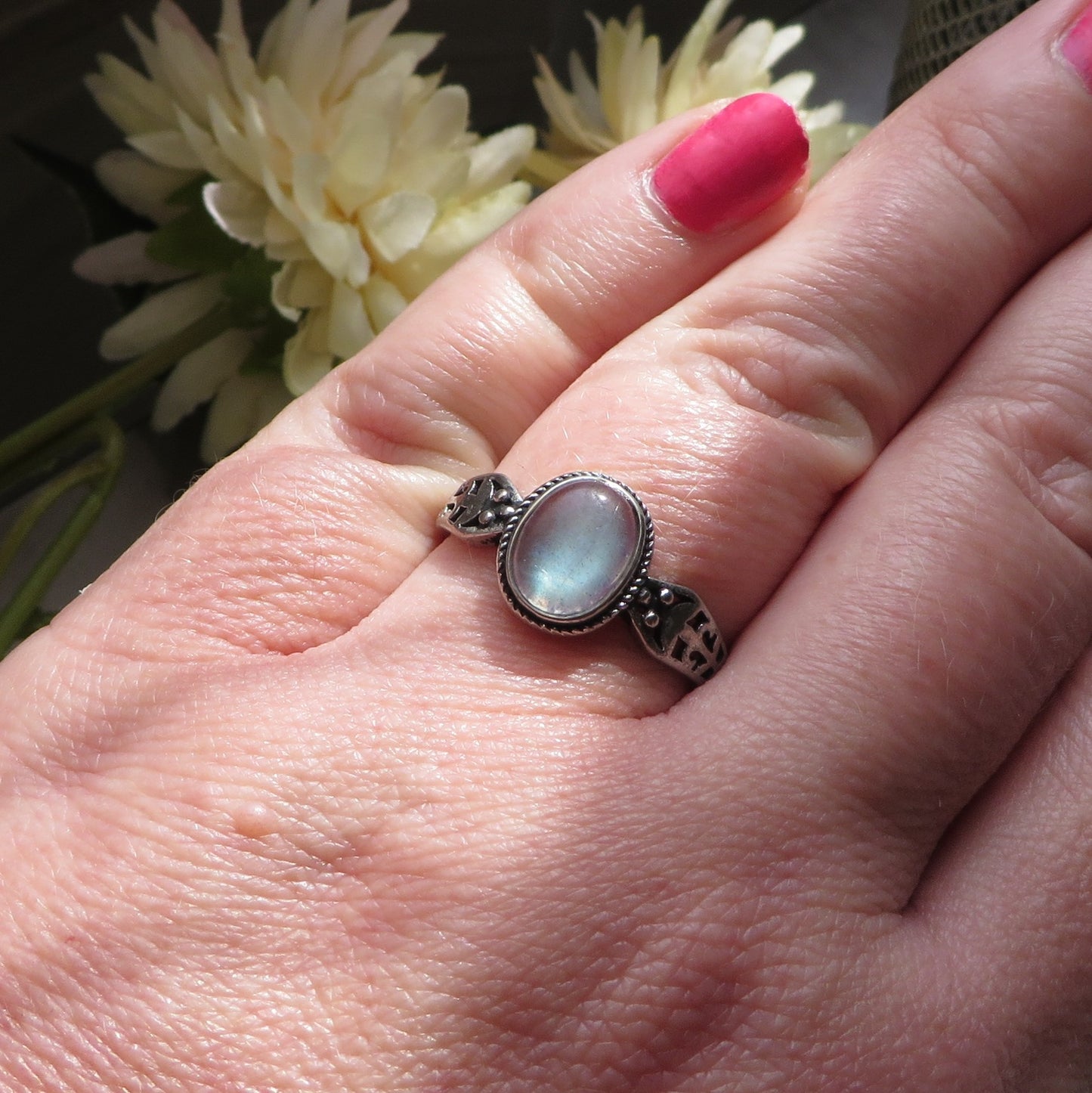 BOHEMIAN CHAAYA  ~ Anello regolabile in Pietra di Luna grigia 10 MM - grey Moonstone naturale