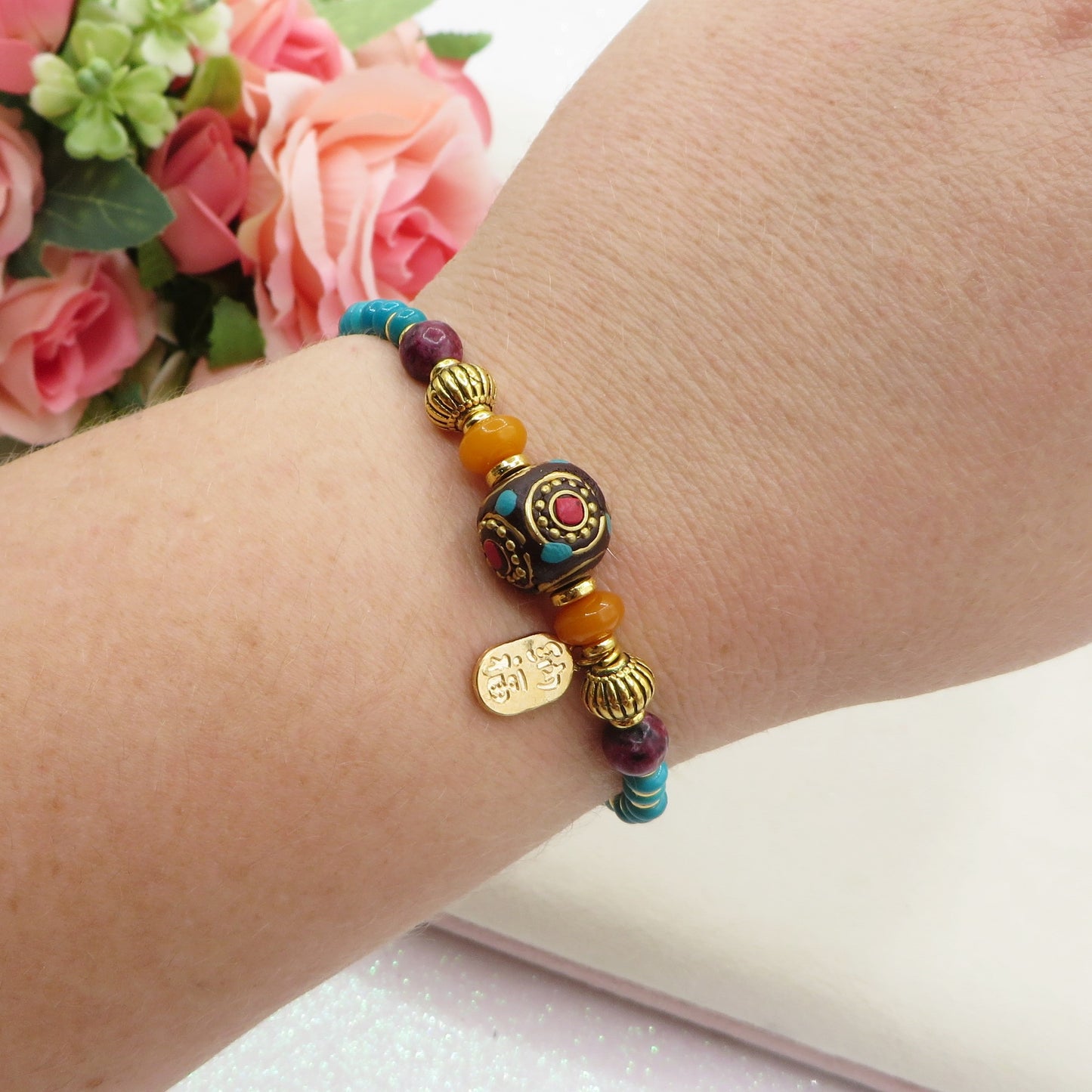PADMA ~ BRACCIALE TIBETANO IN PIETRE DURE NATURALI con accessori etnici