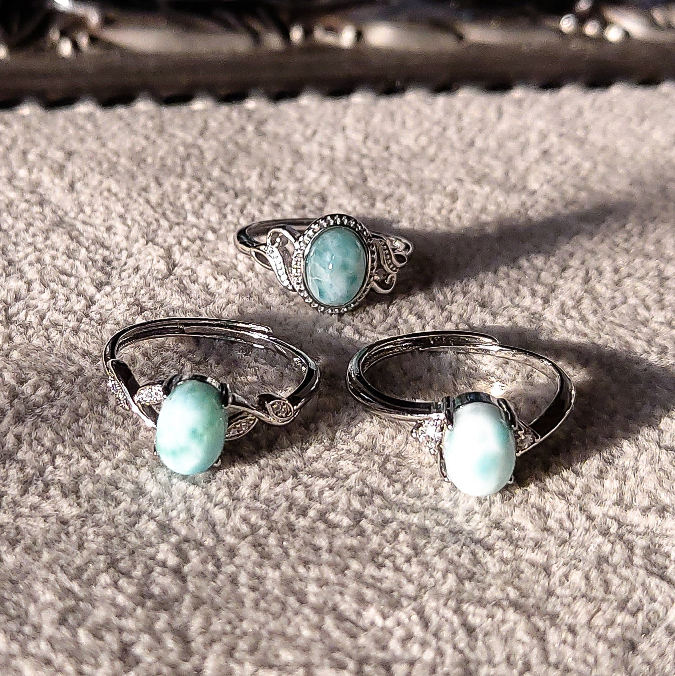 NILA SAMUDRA ~ Anello regolabile in A + LARIMAR naturale